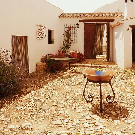 Holiday home Belvilla By Oyo La Cocineta Fuentes de Cesna